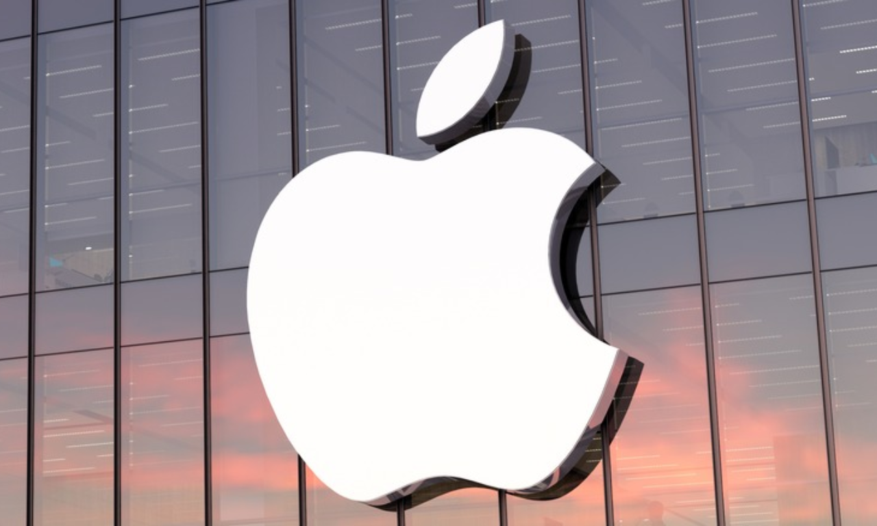 Apple signs a $1 billion contract for 5G technology